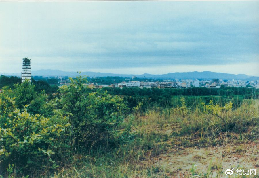 1934年10月中旬，中共中央、中革軍委率中央紅軍主力從江西瑞金、于都等地出發，開始長征。圖為瑞金。