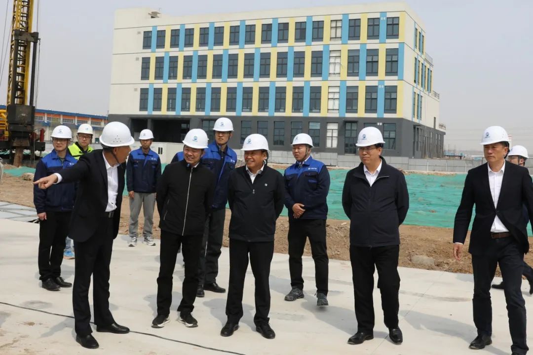 1712882690133759.jpg 1712882690133759.jpg