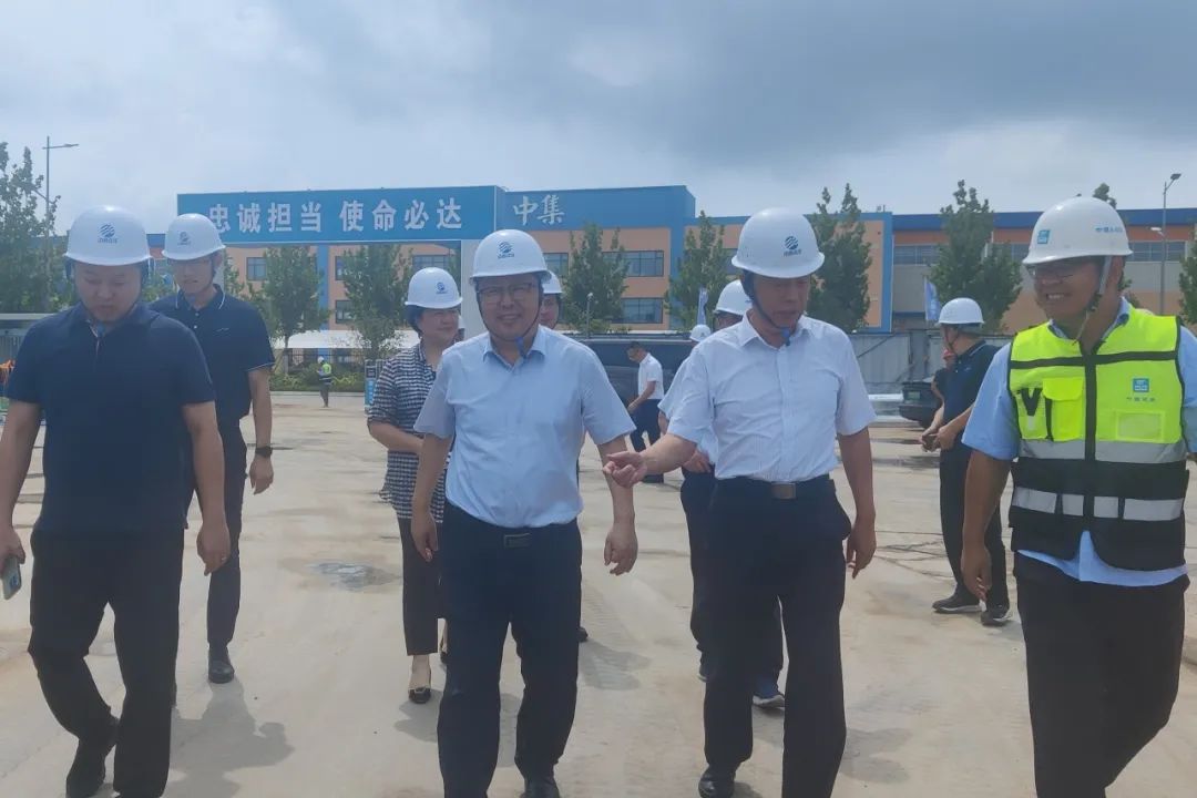 1723423667137856.jpg 1723423667137856.jpg